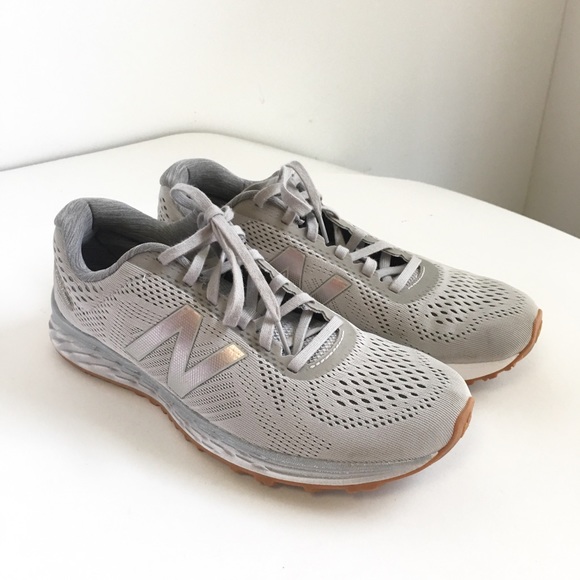 arishi running shoes